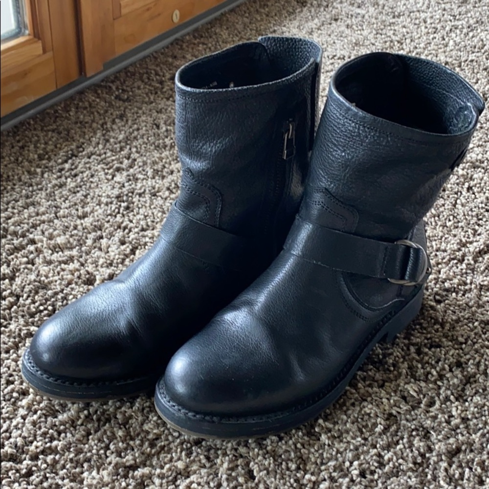 Reserved Almost New OluKai Moto Boots, 7.5